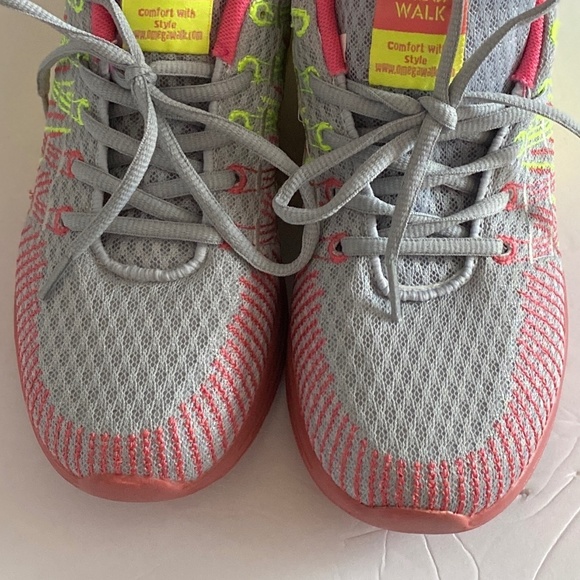 Omega Ombre Kicks (worn 1x) - Picture 2 of 11